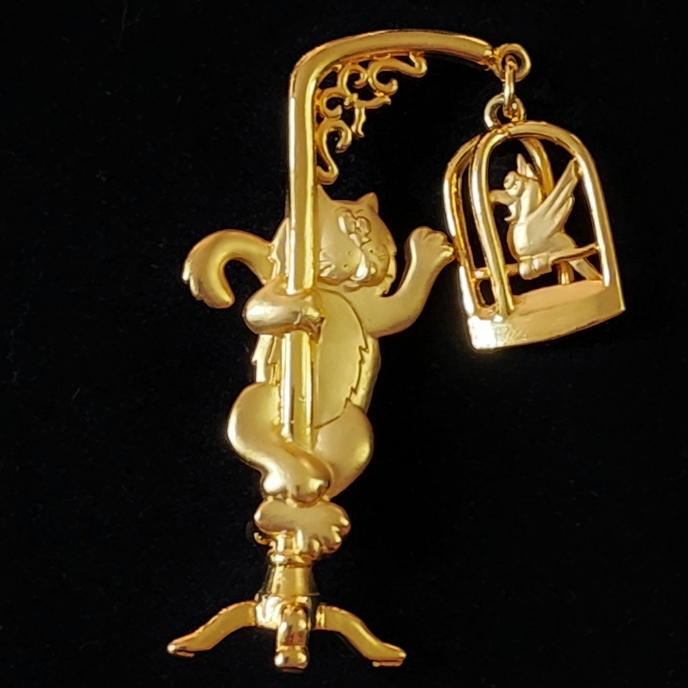 Vintage 1980s Golden JJ Jonette Cat and Birdcage Brooch/Pin